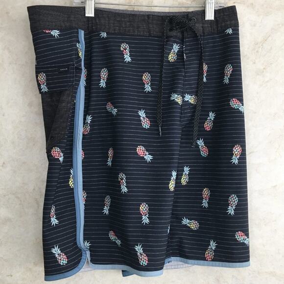Rip Curl Black Pineapple Board Shorts Men's Size 30 - Picture 4 of 14